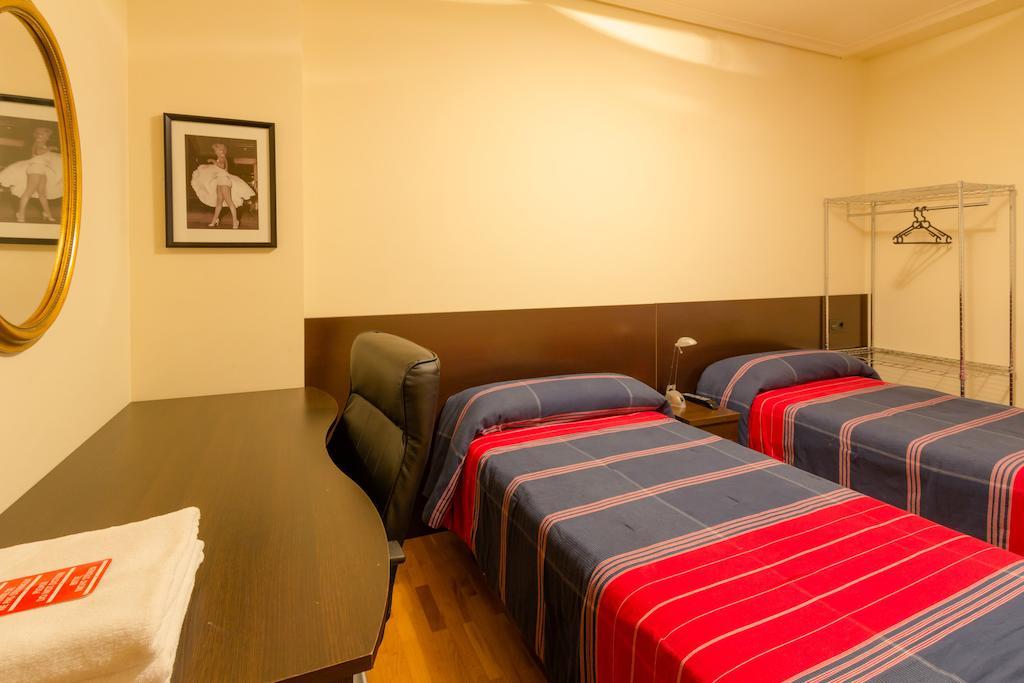Pension Logroño Rom bilde